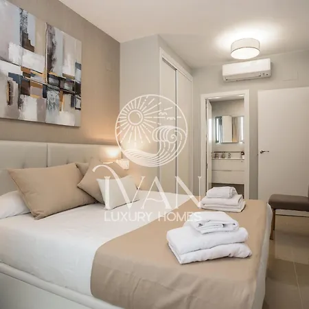 Casa Sandra Ivan Luxury Homes 9ªpta Sur 1ªlinea Apartment El Borseral